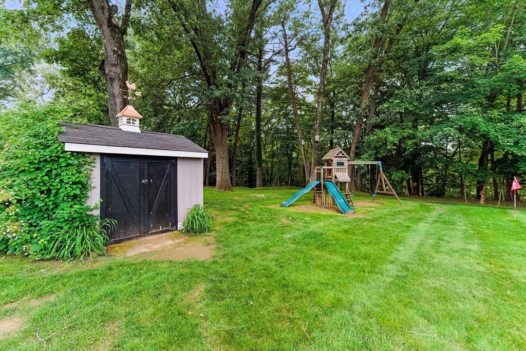 Backyard, Exterior, Playground