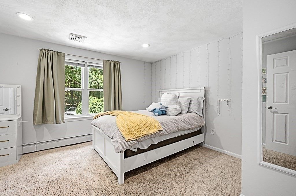Bedroom, Home Office, Interior, Recessed Lighting
