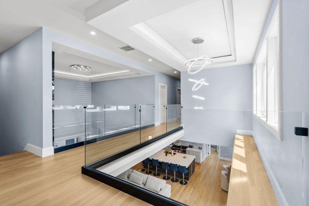 Interior, Pendant Lights, Recessed Lighting, Wood Texture Flooring
