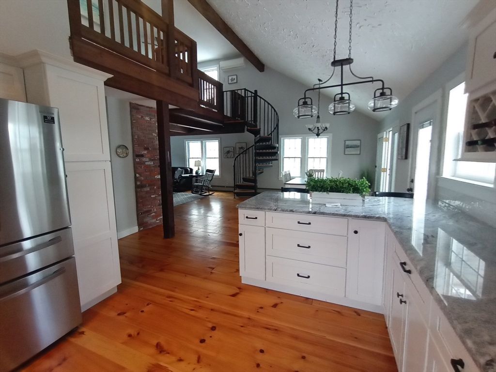 Interior, Kitchen, Pendant Lights, Wood Texture Flooring