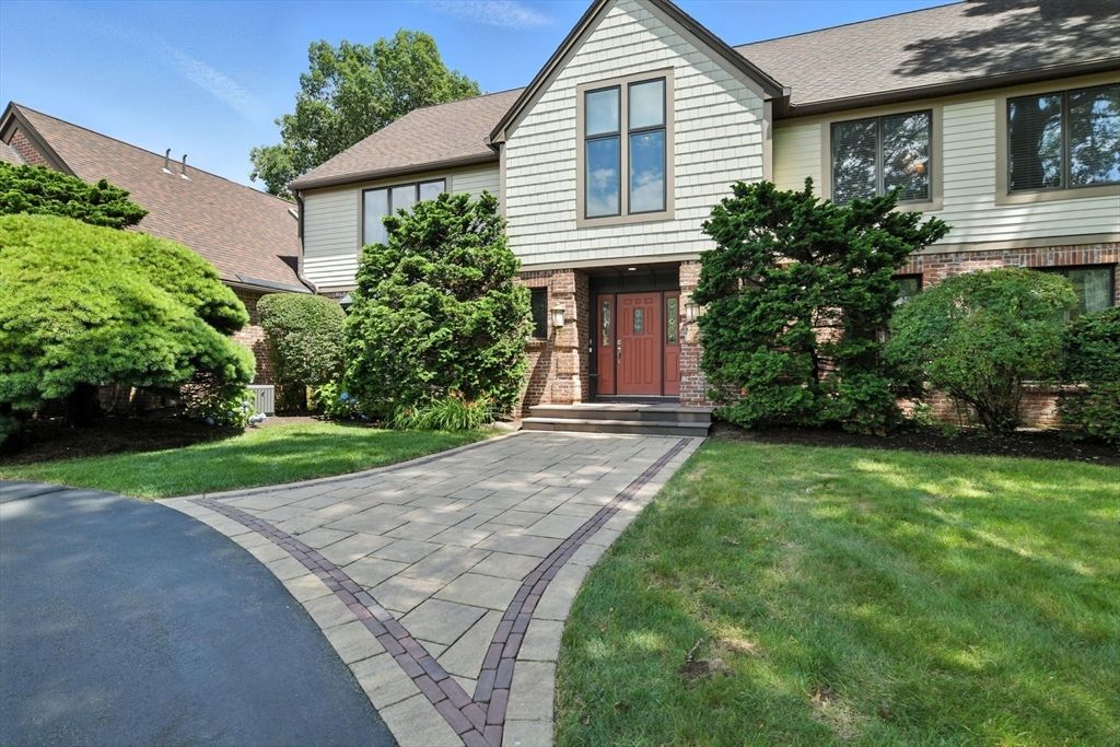 Exterior, Facade, Tudor Revival