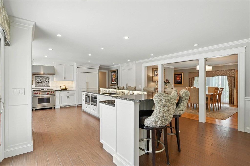 Dining room, Interior, Kitchen, Recessed Lighting, Stainless Steel Appliances, Wood Texture Flooring