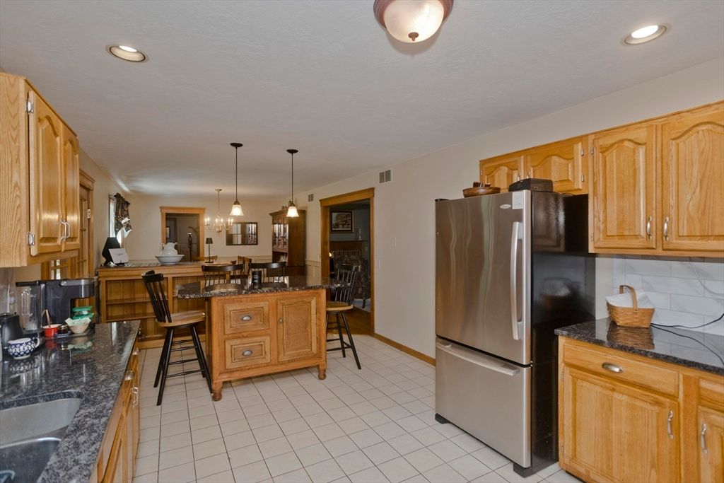 Dining room, Interior, Kitchen, Pendant Lights, Recessed Lighting
