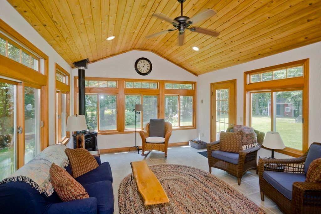 Interior, Living room, Recessed Lighting, Sun Room, Wooden Ceilings