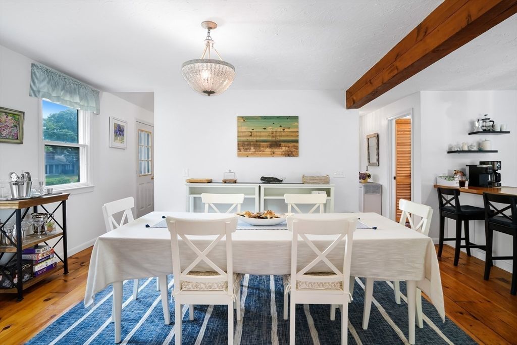 Dining room, Interior, Wooden Beams, Wood Texture Flooring