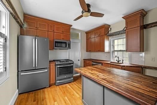 Interior, Kitchen, Stainless Steel Appliances, Wood Texture Flooring