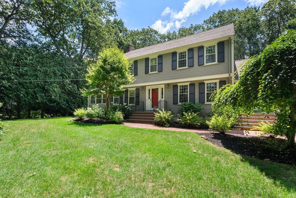 Exterior, Facade, Georgian