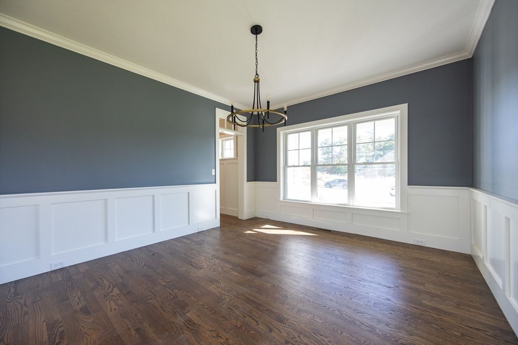 Chandelier, Empty room, Interior, Pendant Lights, Wood Texture Flooring
