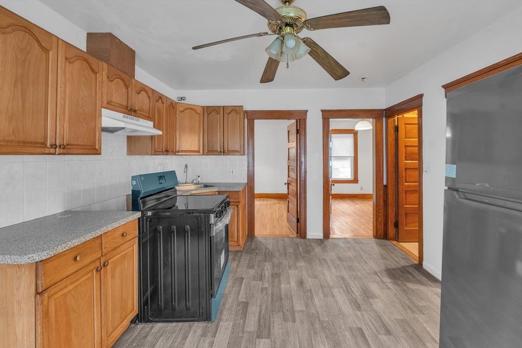 Interior, Kitchen, Wood Texture Flooring