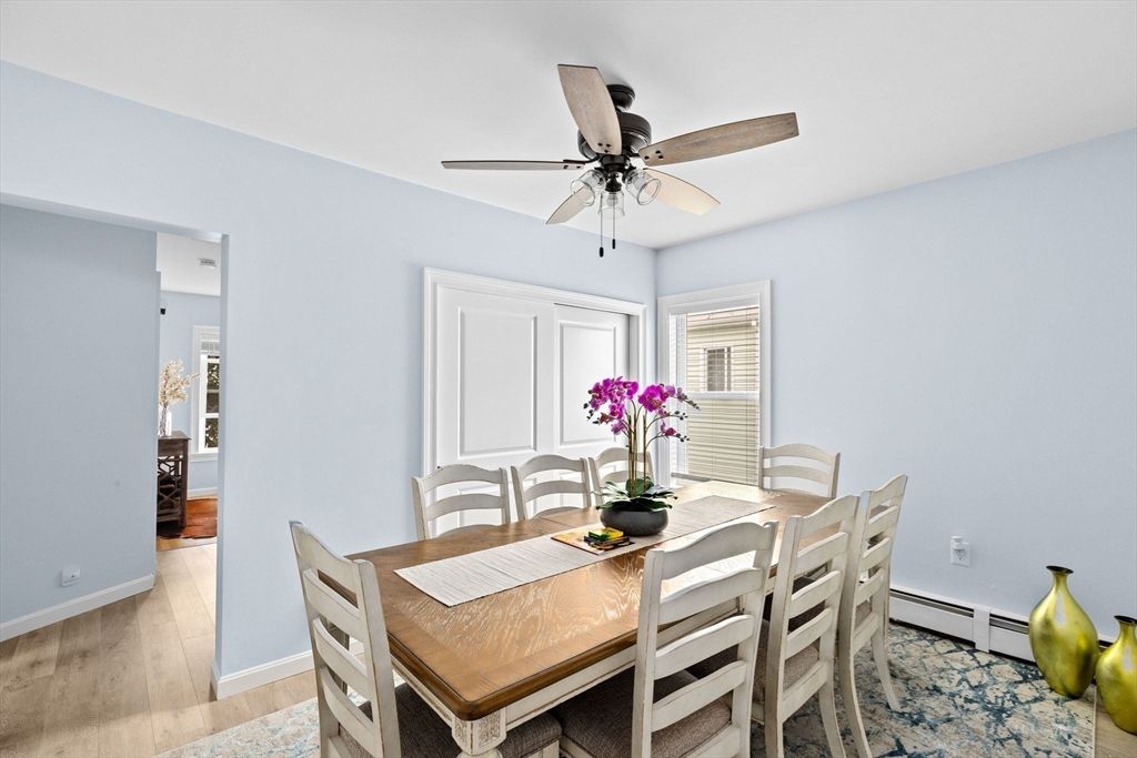 Dining room, Interior, Wood Texture Flooring