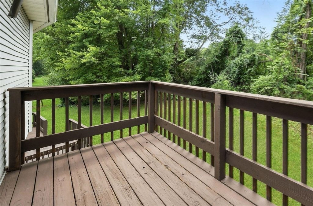 Exterior, Wood Texture Flooring