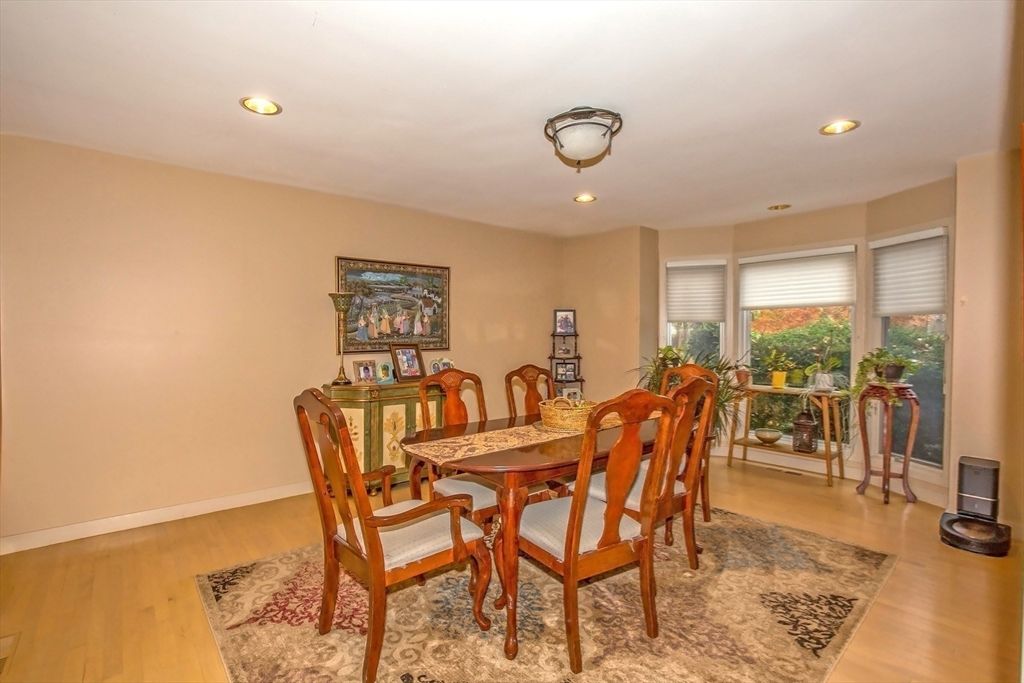 Dining room, Interior, Recessed Lighting, Wood Texture Flooring