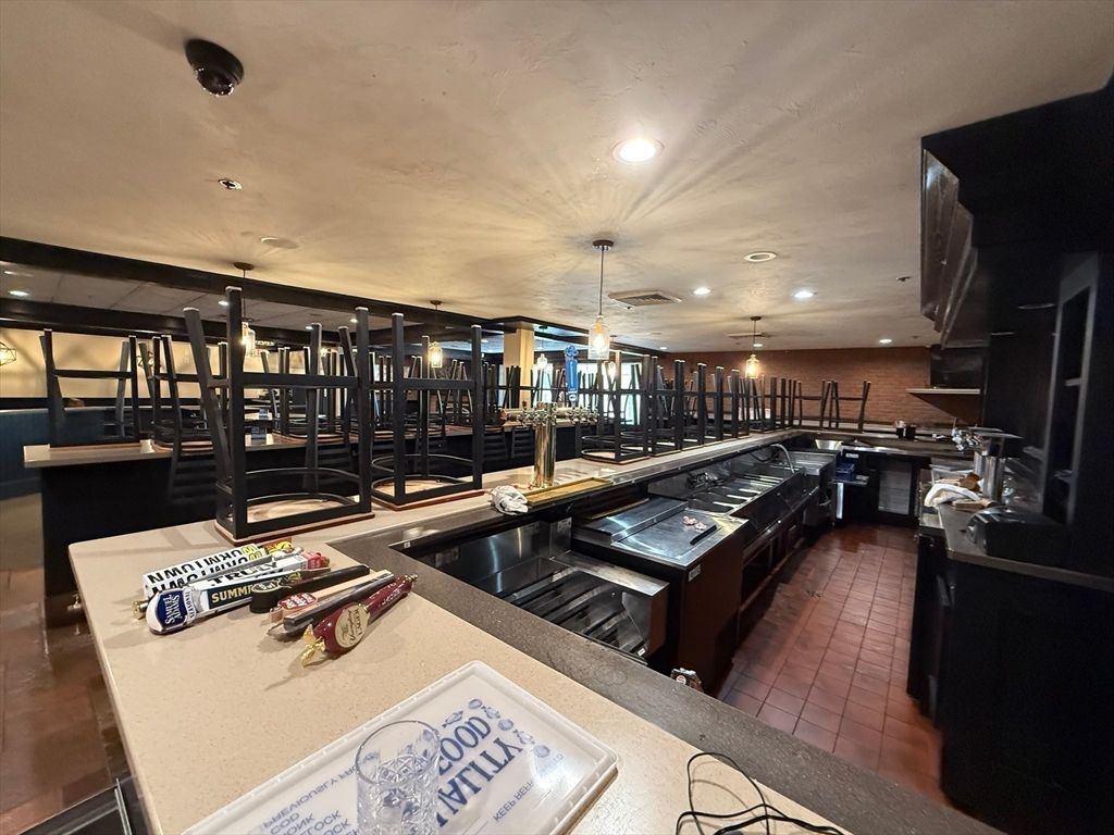 Interior, Kitchen, Pendant Lights, Recessed Lighting