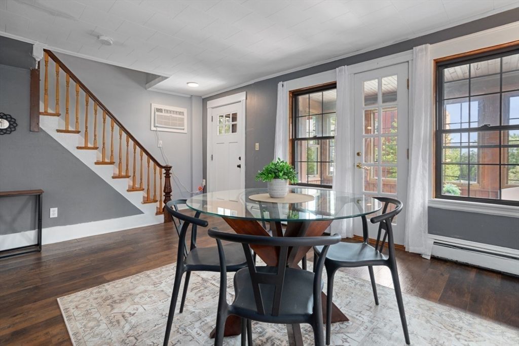 Dining room, Interior, Recessed Lighting, Wood Texture Flooring