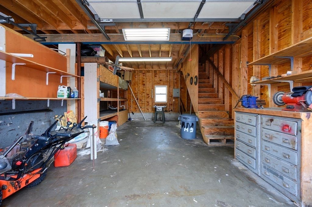 Interior, Wooden Beams, Wooden Walls