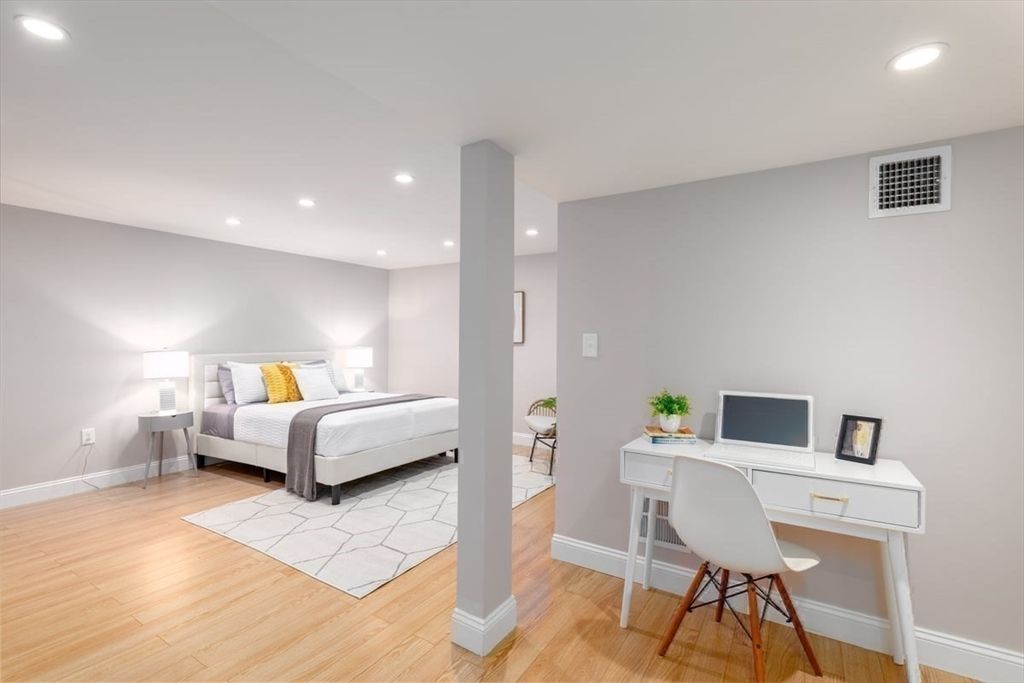 Bedroom, Home Office, Interior, Recessed Lighting, Wood Texture Flooring