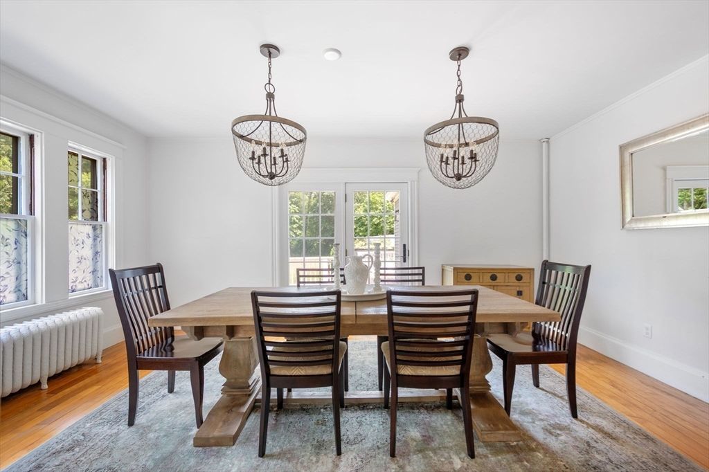 Chandelier, Dining room, Interior, Pendant Lights, Wood Texture Flooring
