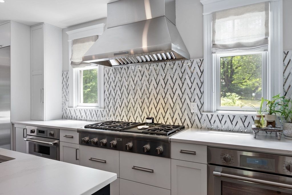 Interior, Kitchen, Stainless Steel Appliances