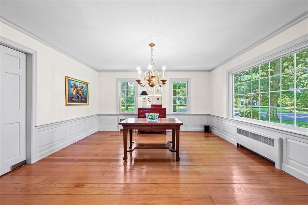 Chandelier, Interior, Wood Texture Flooring