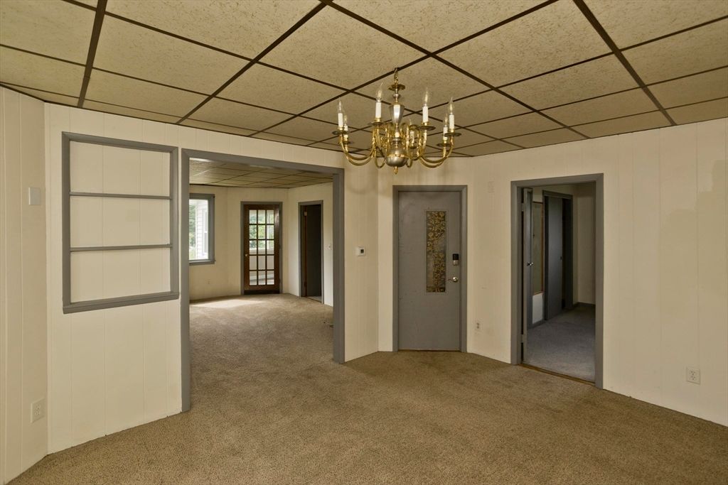Chandelier, Empty room, Interior