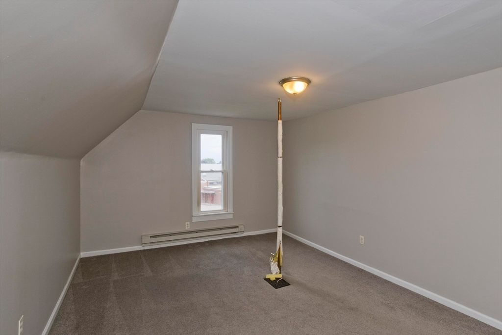 Empty room, Fitness Equipment, Interior