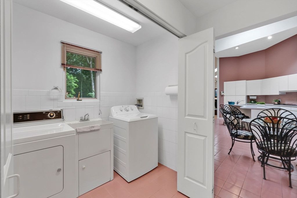 Interior, Recessed Lighting, Washer