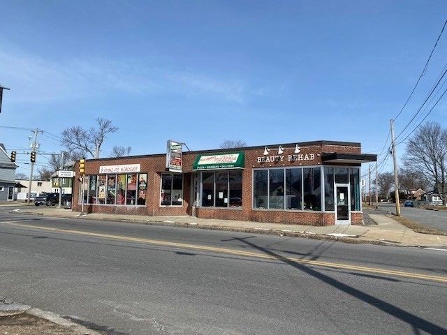 Exterior, Facade, Brick Facade, None