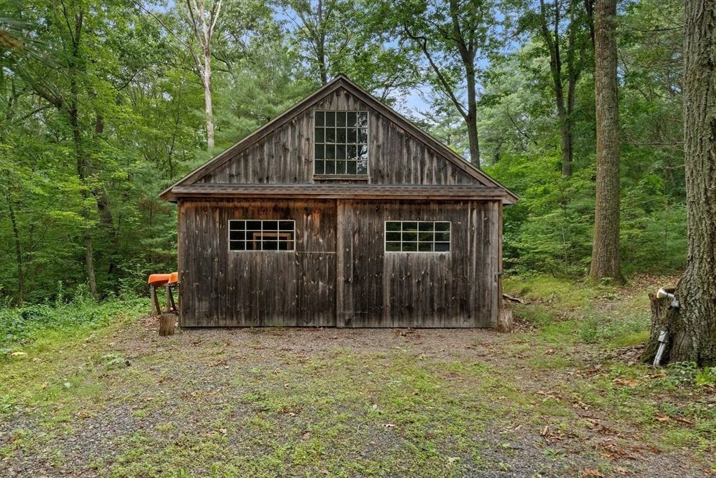 Backyard, Detached Garage, Exterior