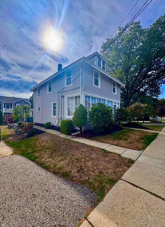Backyard, Exterior, Facade, Queen Anne Victorian