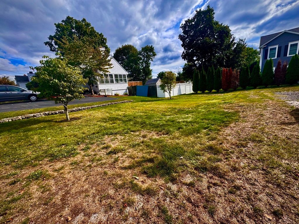 Backyard, Detached Garage, Exterior