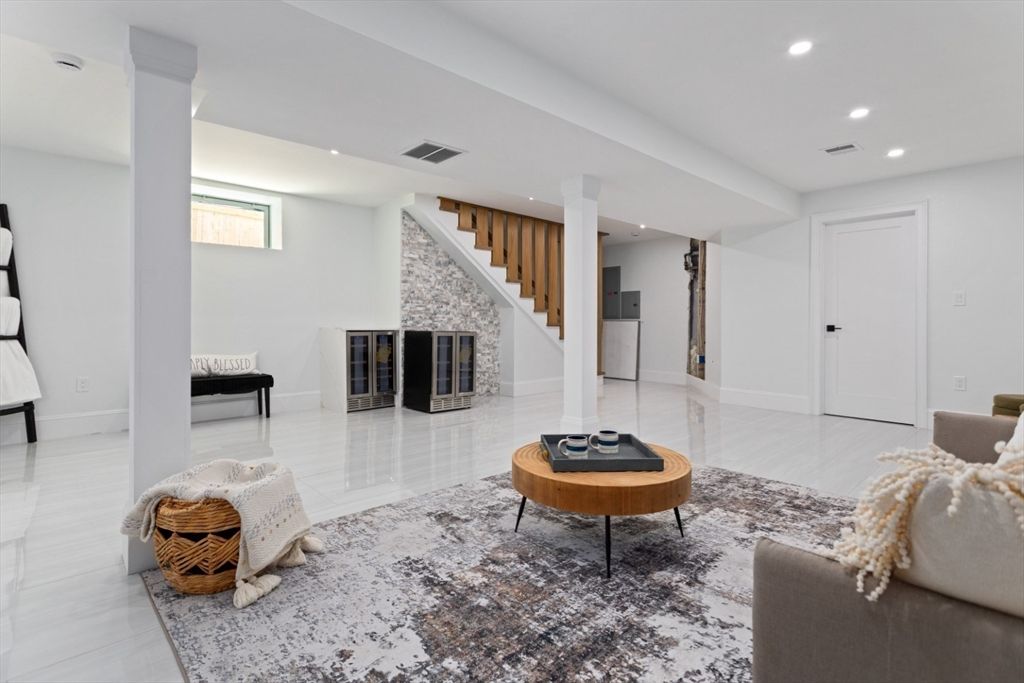 Interior, Recessed Lighting