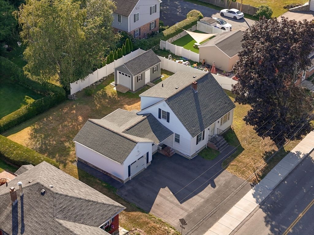 Exterior, Drone