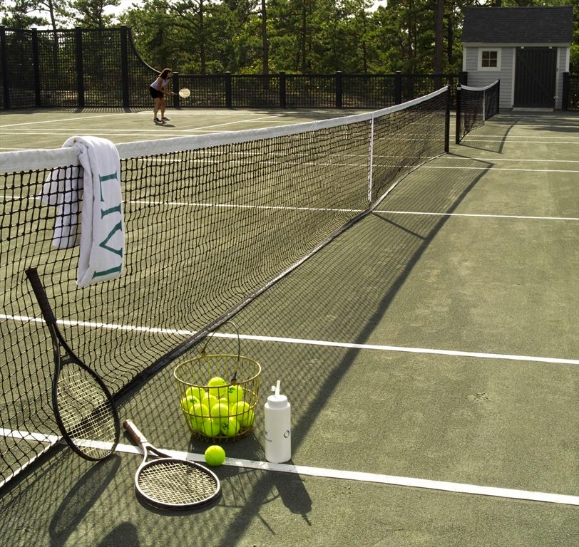 Exterior, Tennis Courts