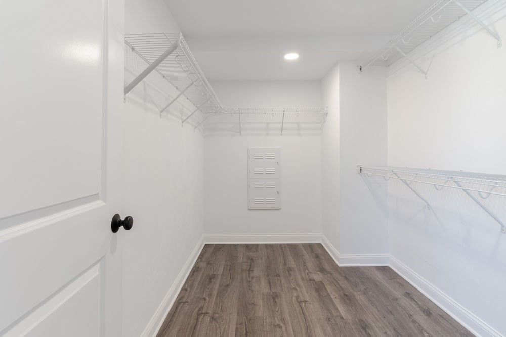 Interior, Recessed Lighting, Walk-in Closets, Wood Texture Flooring