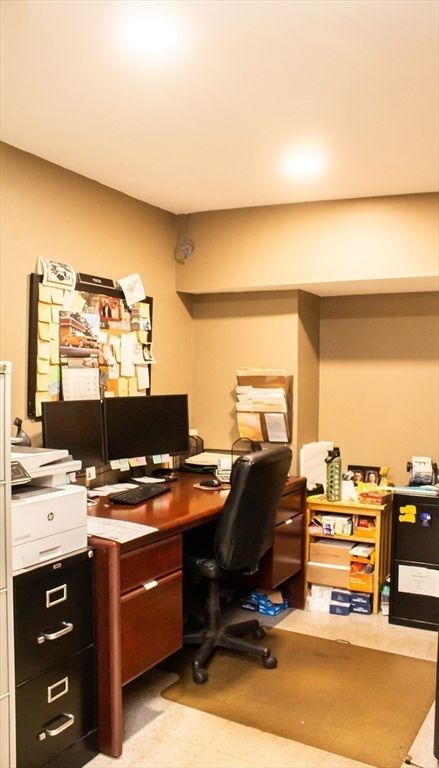 Home Office, Interior