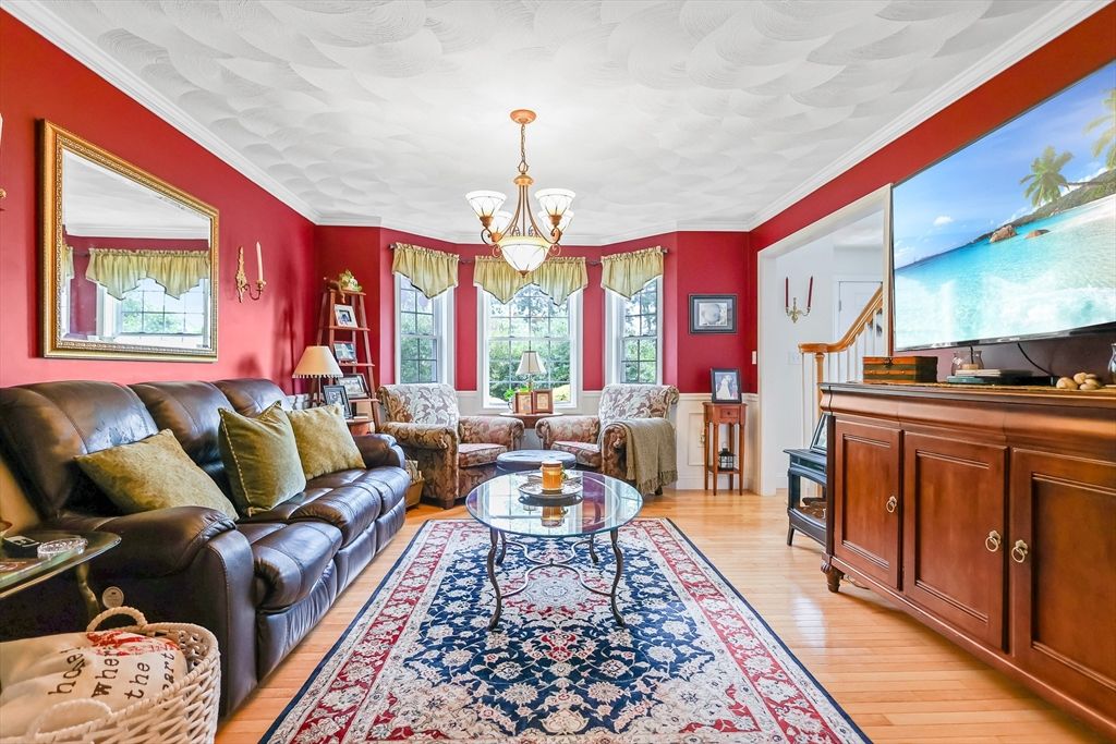 Chandelier, Interior, Living room, Wood Texture Flooring
