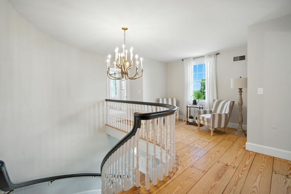 Chandelier, Interior, Wood Texture Flooring