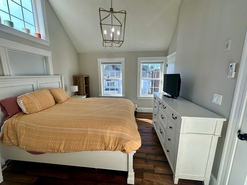 Bedroom, Interior, Pendant Lights, Wood Texture Flooring