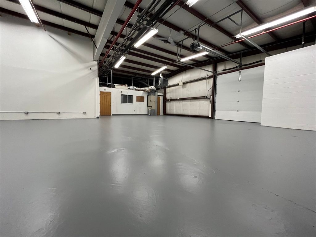Garage, Interior