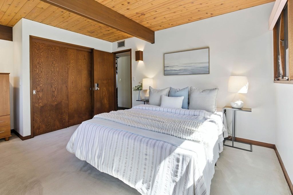 Bedroom, Interior, Wooden Beams, Wooden Ceilings