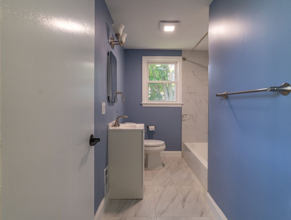 Bathroom, Interior, Marble, Marble Walls