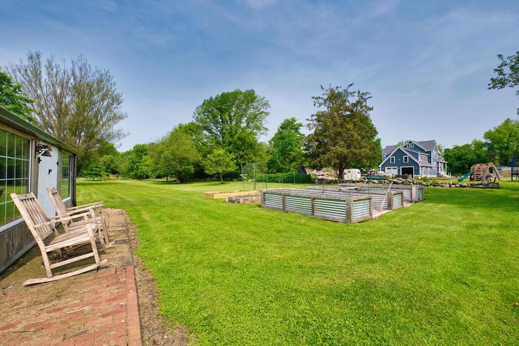Backyard, Exterior, Playground