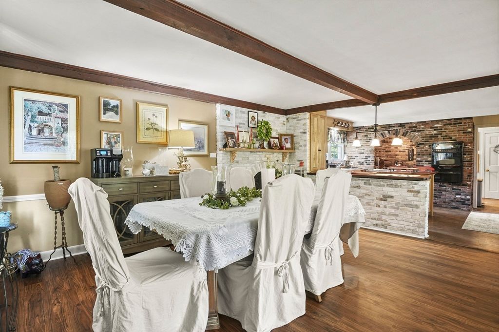 Dining room, Interior, Kitchen, Pendant Lights, Stone Walls, Wooden Beams, Wood Texture Flooring