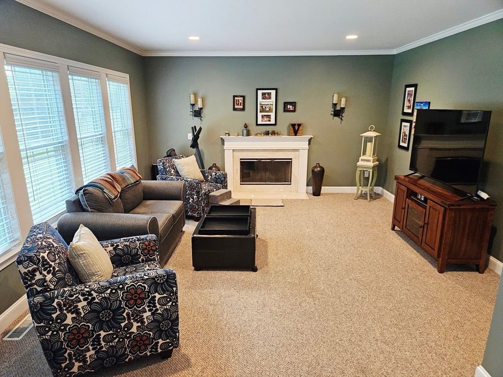Fireplace, Interior, Living room, Recessed Lighting