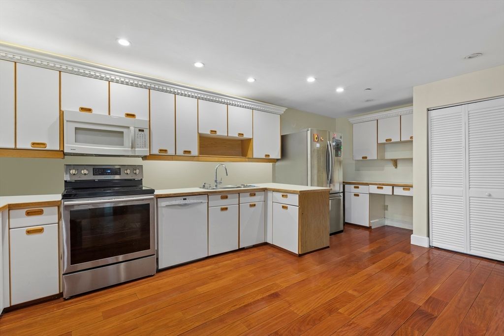 Interior, Kitchen, Recessed Lighting, Stainless Steel Appliances, Wood Texture Flooring