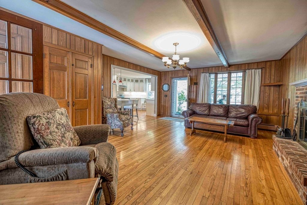 Chandelier, Interior, Living room, Wood Texture Flooring, Wooden Walls