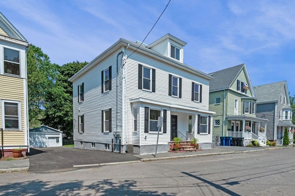 Detached Garage, Exterior, Facade, Queen Anne Victorian