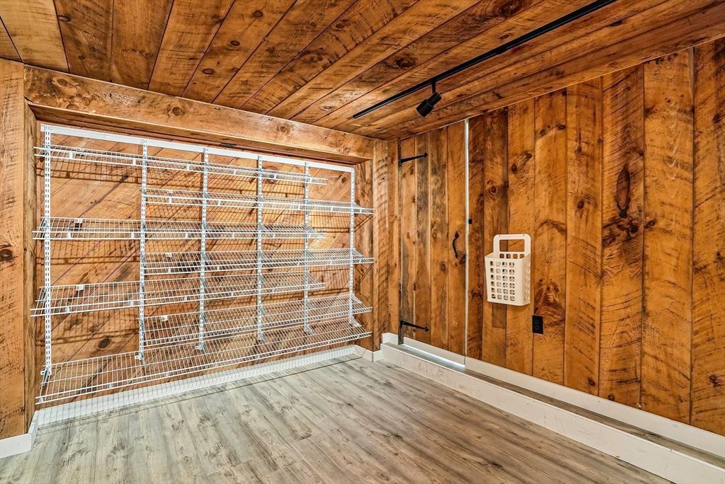Empty room, Interior, Wooden Ceilings, Wood Texture Flooring, Wooden Walls
