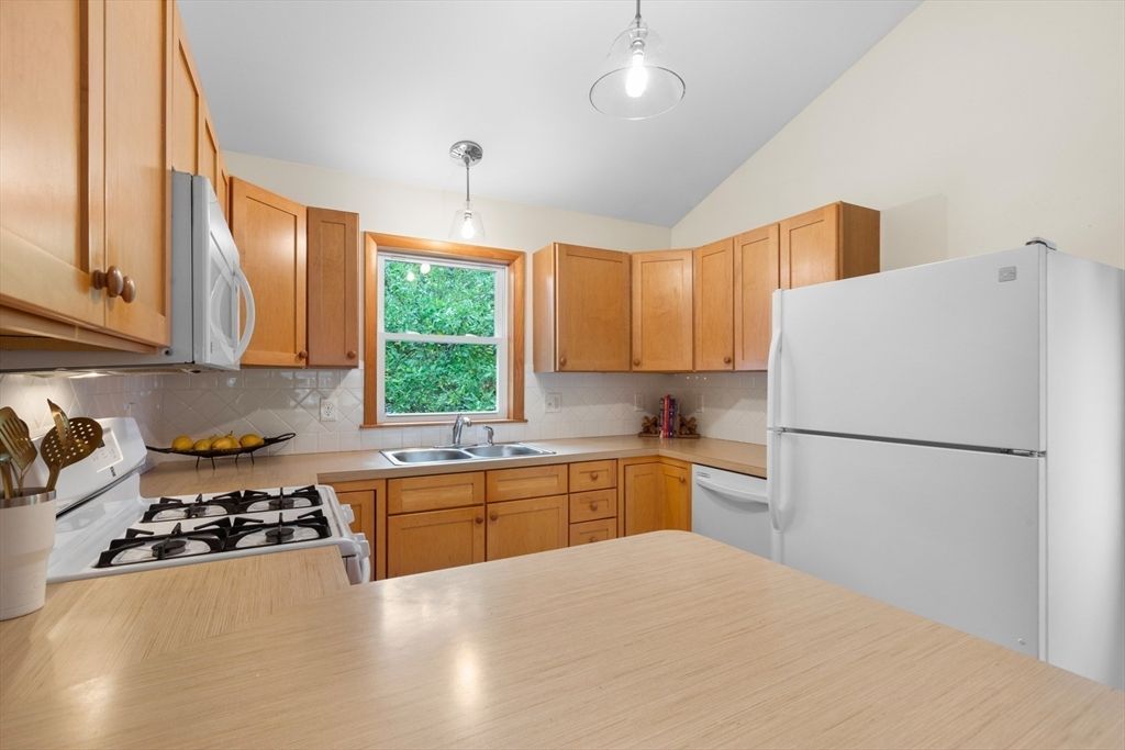 Interior, Kitchen, Pendant Lights