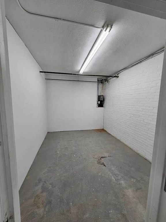 Garage, Interior, Stone Walls